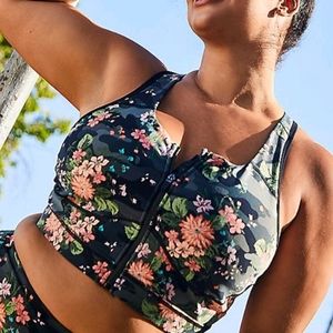 TORRID zip up sports bra
